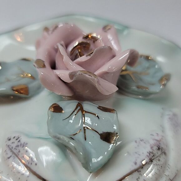 Antique Collectible Pico Design Boy/Girl Flower Vase - Picture 10 of 17